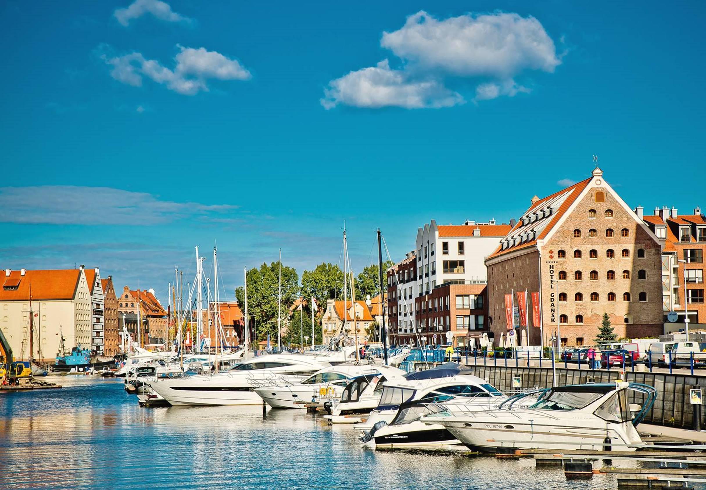 โรงแรมกดัญสก์ บูทิก ภายนอก รูปภาพ The port of Gdańsk