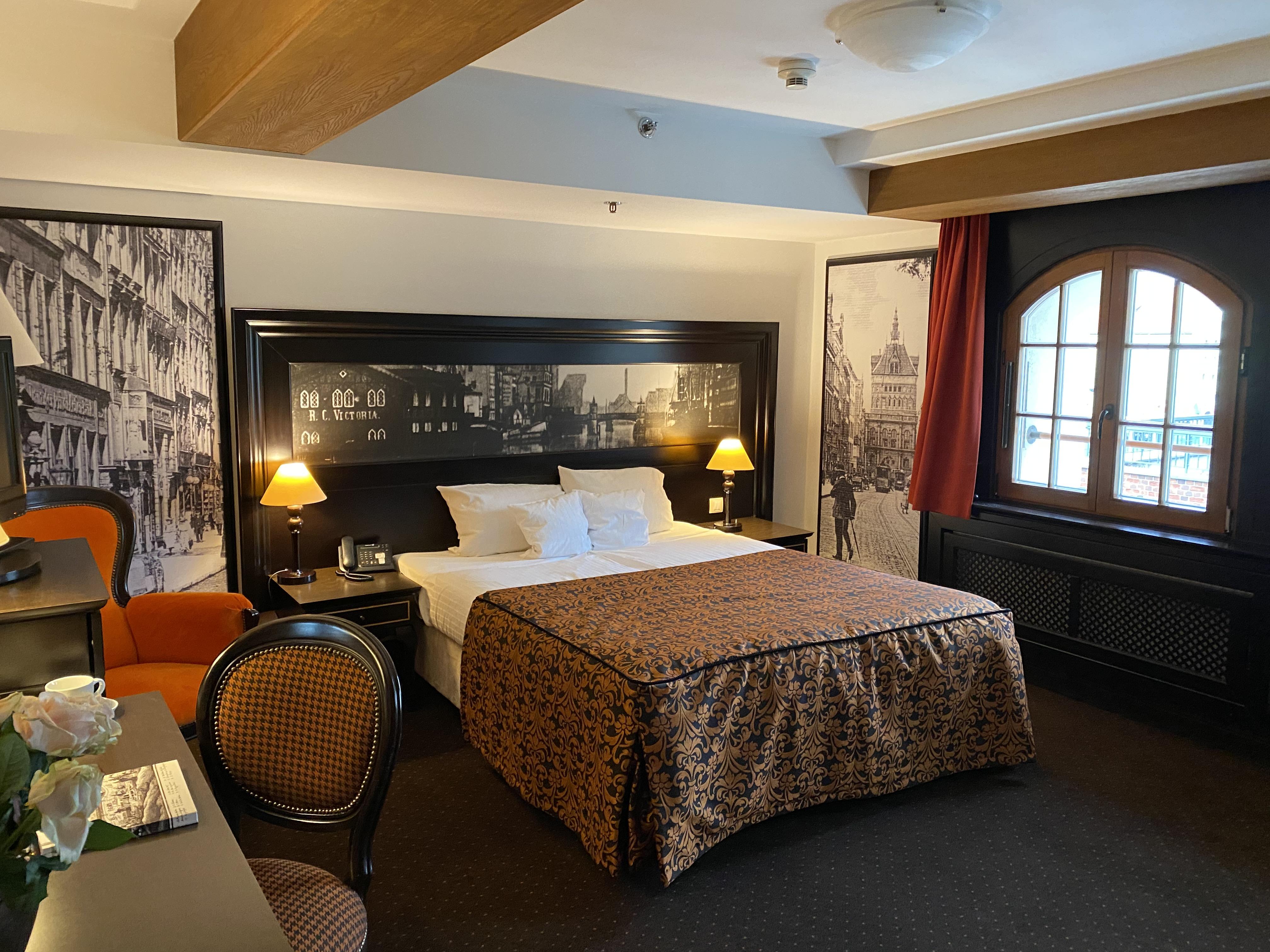 โรงแรมกดัญสก์ บูทิก ภายนอก รูปภาพ A room at the hotel