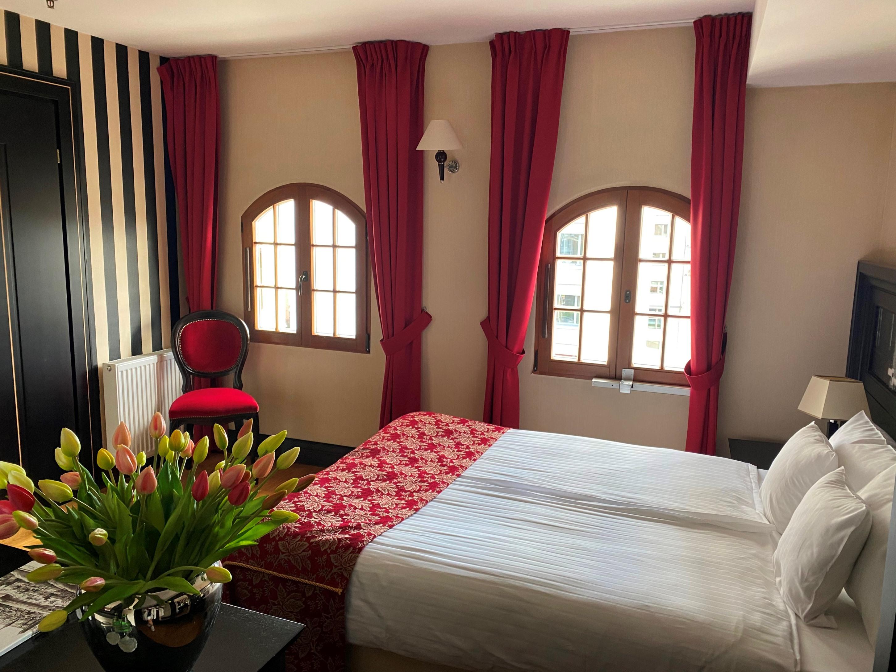 โรงแรมกดัญสก์ บูทิก ภายนอก รูปภาพ A room at the hotel