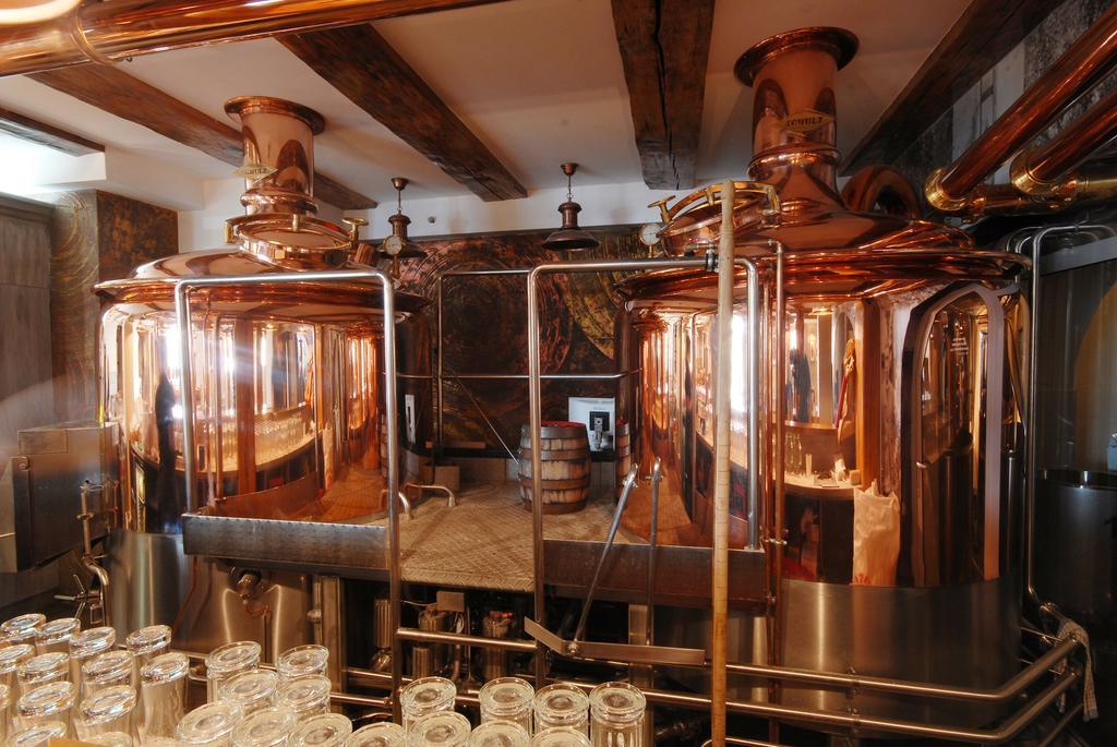 โรงแรมกดัญสก์ บูทิก ภายนอก รูปภาพ The brewery