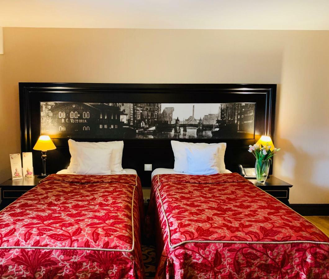 โรงแรมกดัญสก์ บูทิก ภายนอก รูปภาพ A room at the hotel