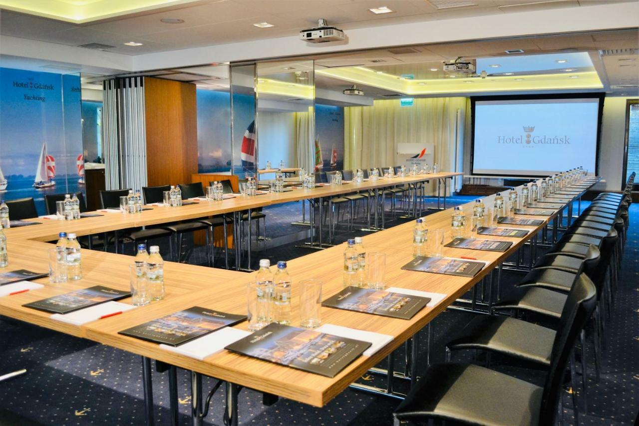 โรงแรมกดัญสก์ บูทิก ภายนอก รูปภาพ Meeting room at the Swissôtel Grand in Geneva